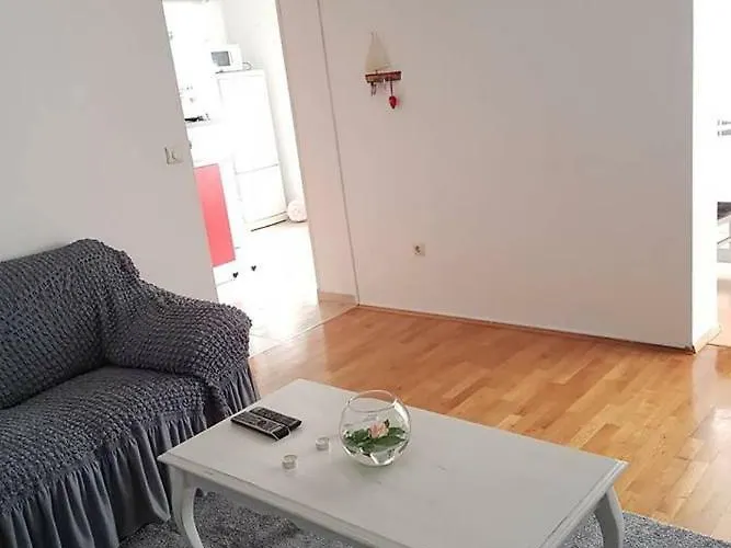 Leon 公寓 希贝尼克